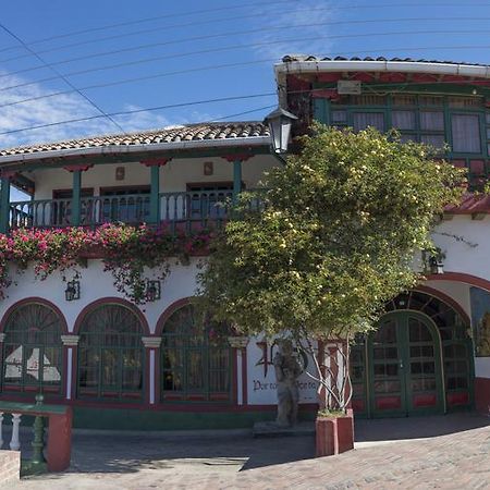 Hotel Portón De Ocetá Monguí Buitenkant foto
