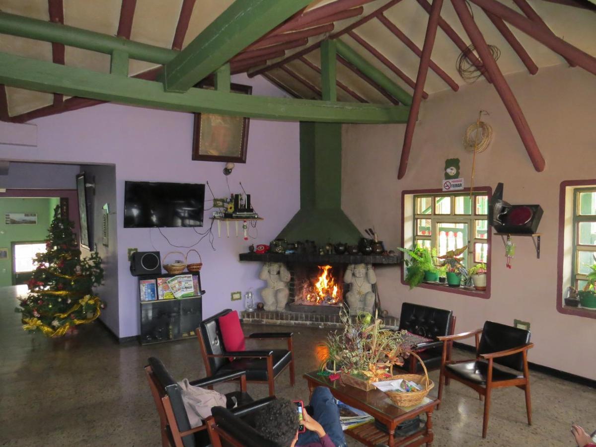 Hotel Portón De Ocetá Monguí Buitenkant foto